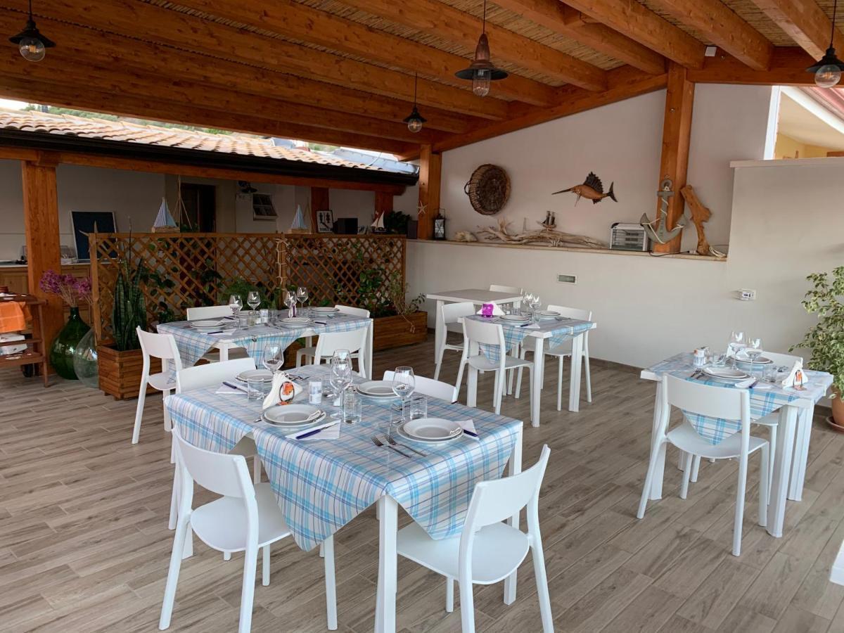 Ittiturismo S.Croce Hotell Teulada Exteriör bild